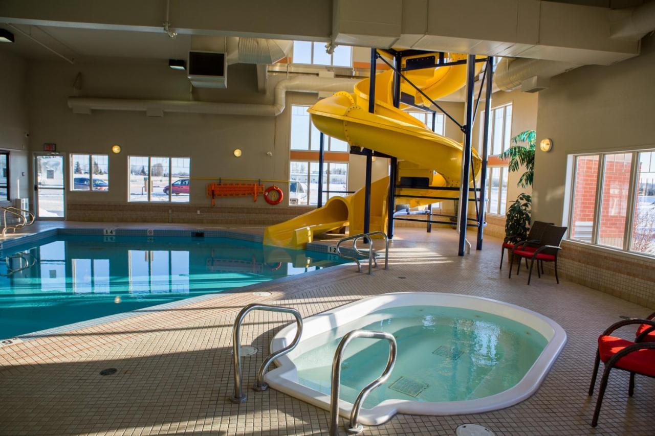 Peavine Inn & Suites High Prairie Ngoại thất bức ảnh